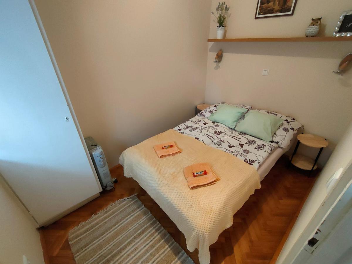 Apartamento Rosy Apartman Vonyarcvashegy Exterior foto